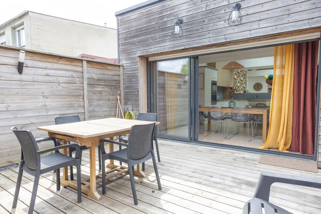Loft La Vesée — terrasse, autre cadrage