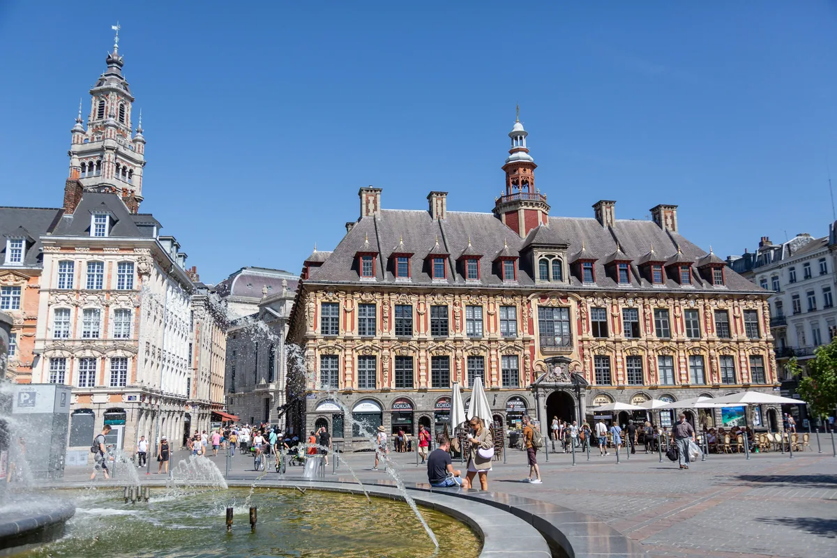 Lille, ruelle pavée du Vieux-Lille